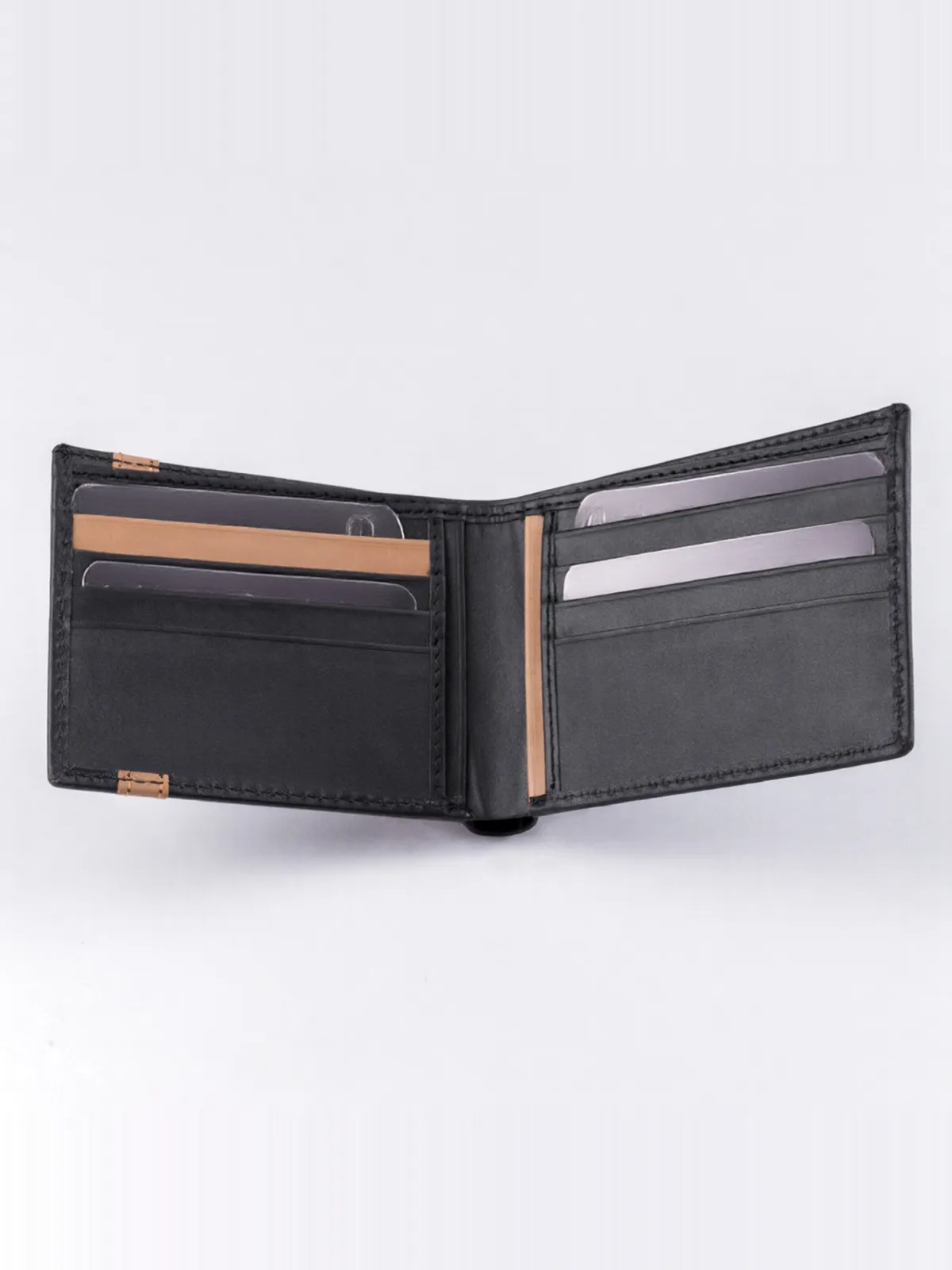 NORCLIFF black leather wallet by Oxen Hide